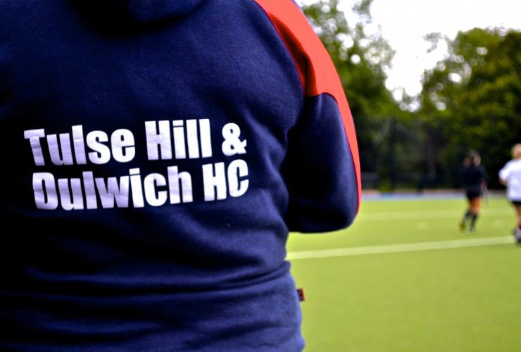 Hoodie reading Tulse Hill and Dulwich Hockey Club